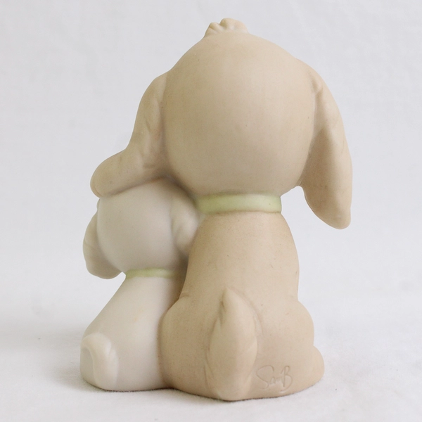 Enesco Precious Moments Figure “Puppy Love” 1988 #520764 Flower Production Mark