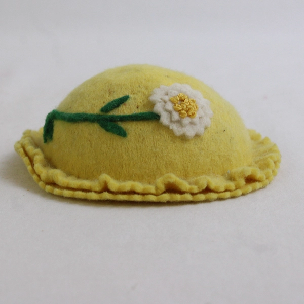 Vintage Handmade Yellow Felt Pin Cushion with Flower Design 3.5"