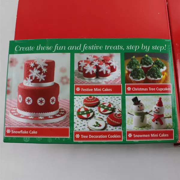 DeAgostini Christmas Cake Decorating Kit New Opened Box Holiday Baking