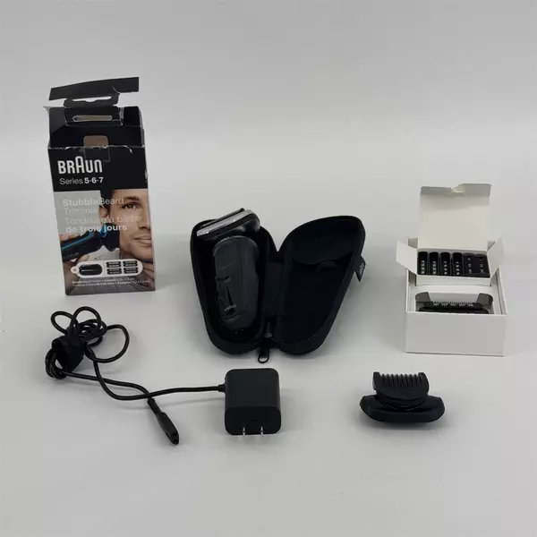 Braun S7 Razor with EasyClick Stubble Beard Trimmer Attachment