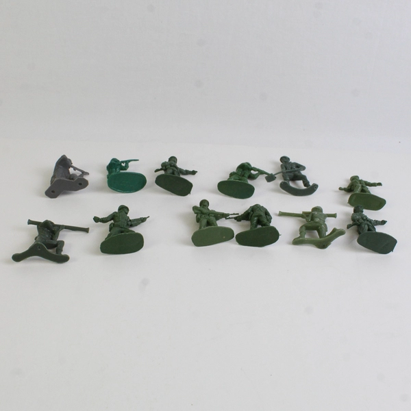 Unbranded Lot of 16 Vintage Army Men Various Figures and Poses