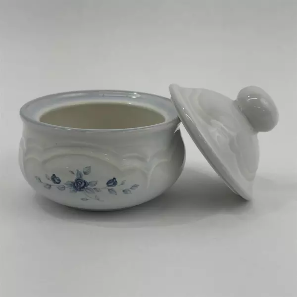 Pfaltzgraff Poetry Glossy Blue Rose Sugar Bowl