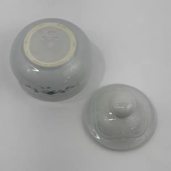 Pfaltzgraff Poetry Glossy Blue Rose Sugar Bowl