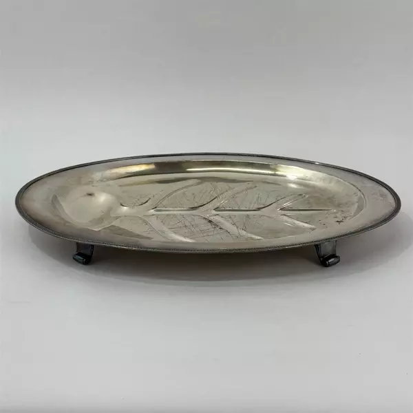 Benedict Silver Plated 15.5” Serving Meat Tray Platter Tree Well