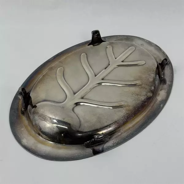 Benedict Silver Plated 15.5” Serving Meat Tray Platter Tree Well