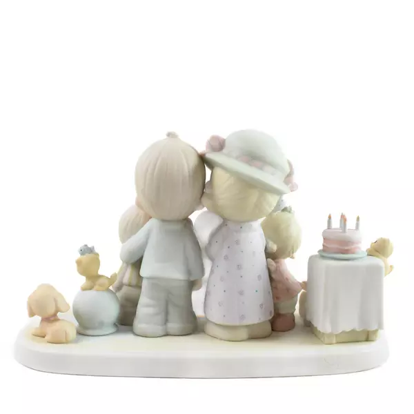 1984 Precious Moments Commemorative Figurine God Bless Our Years Together #12440