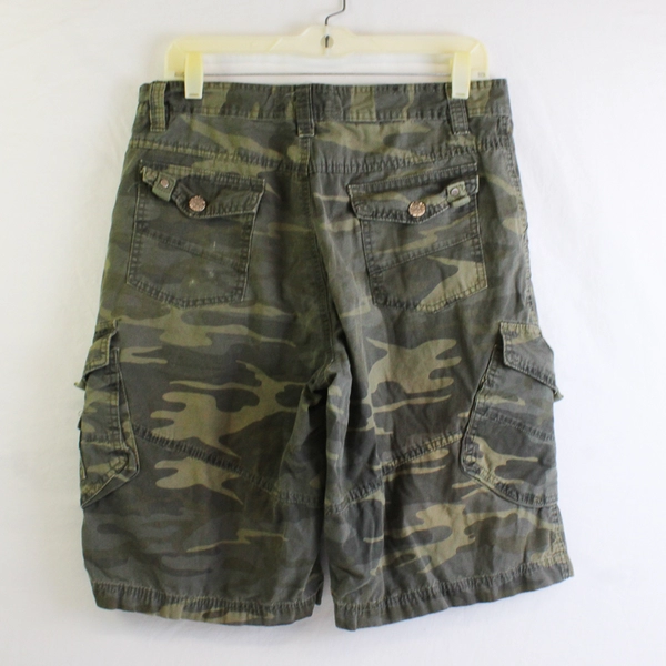 Broken Threads Men's 32 Camo Cargo Shorts Green Military Style W32 Regular Fit