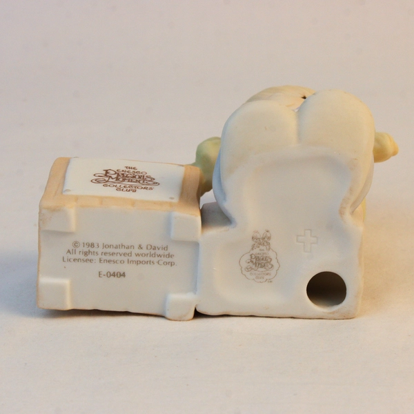 Enesco Precious Moments Collectors Club Figure “Join In On Blessing” 1983 E-0404