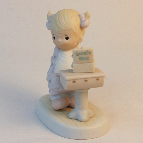 Enesco Precious Moments Figure “Love Is Sharing” 1981 E-7162 Fish ProductionMark