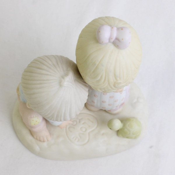 Enesco Precious Moments Figure “Thou Art Mine” 1979 E-3113 Cross Production Mark