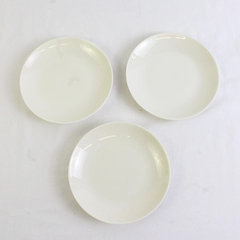 Set of 3 VTG Eva Zeisel Castleton Museum White Bread Plates 6 1/4"