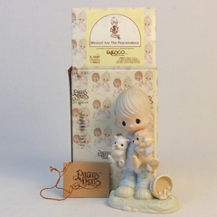 Enesco Precious Moments Figure “Blessed Are The Peacemakers” 1979 E-3107
