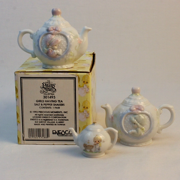 Enesco Precious Moments Figure “Girls Having Tea” Salt & Pepper Shakers #301493