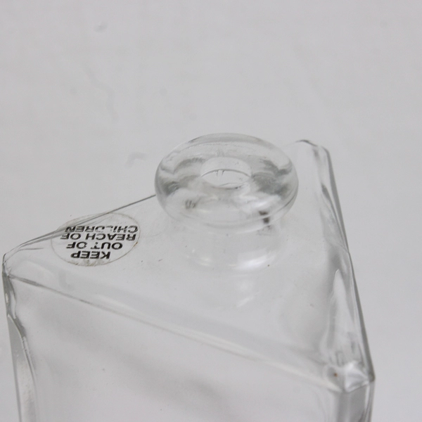 Set of 3 Vintage Lamplight Farms Refillable Triangular Glass Oil Lamps