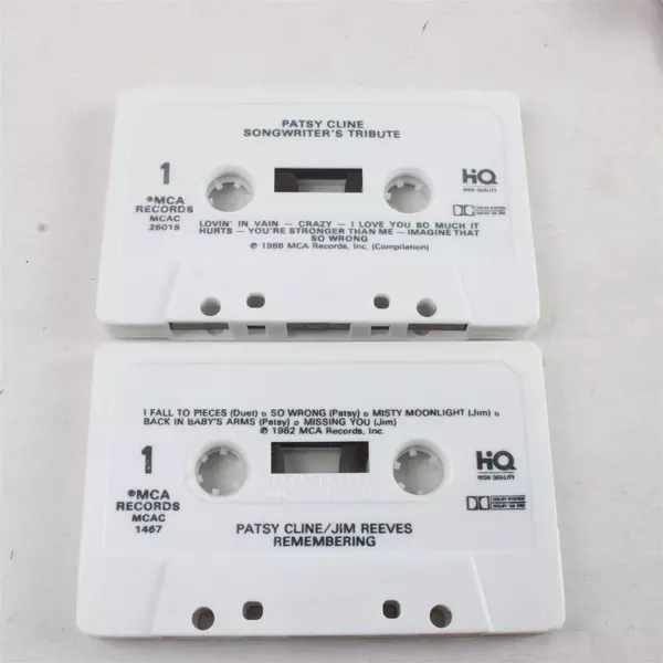 Lot of 2 Patsy Cline & Jim Reeves Cassettes Remembering / Songwriter's Tribute