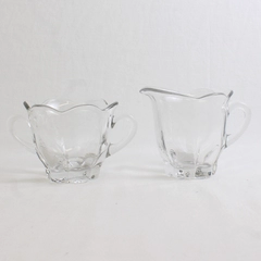 Lot Of 2 Matching Unbranded Clear Glass Creamer And Sugar Set Flower Design
