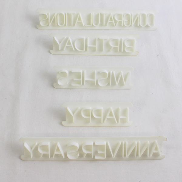 Lot of 5 VTG 1985 Wilton Plastic Message Press Pieces Cake Decorating