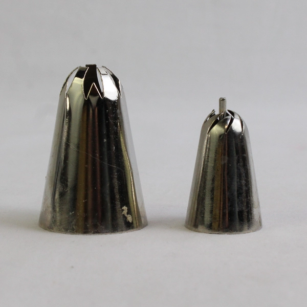 Lot of 2 VTG Magic Tip Metal Cake Piping Nozzles 194 & 1F Korea Vintage