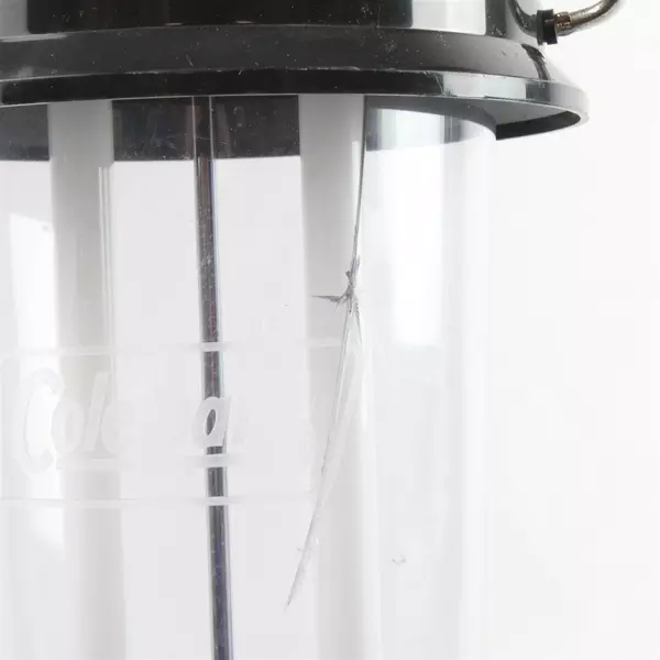 Coleman Twin Tube Fluorescent Green Lantern Model 5344-700 Battery Powered