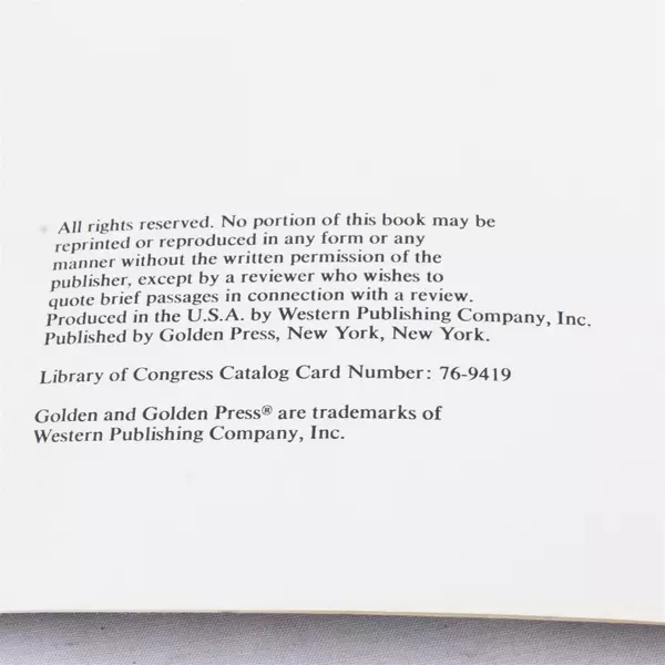 The Magic of Microwave Cookbook by Magic Chef Paperback