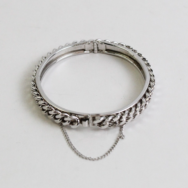 2.5" Silver Tone Bangle Bracelet W/ Chain Motif Push Closure With Chain