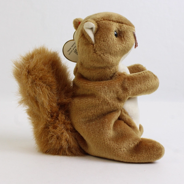 Ty Beanie Babies Nuts 1996 Brown Squirrel With Tag Plush Toy