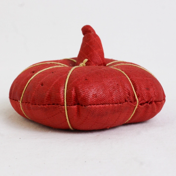 Vintage Handmade Red-Orange Pumpkin Pin Cushion 3.5"