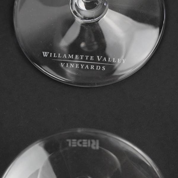 Lot Of 2 Willamette Valley Vineyards Red Wine Glasses Clear 9.25" Tall