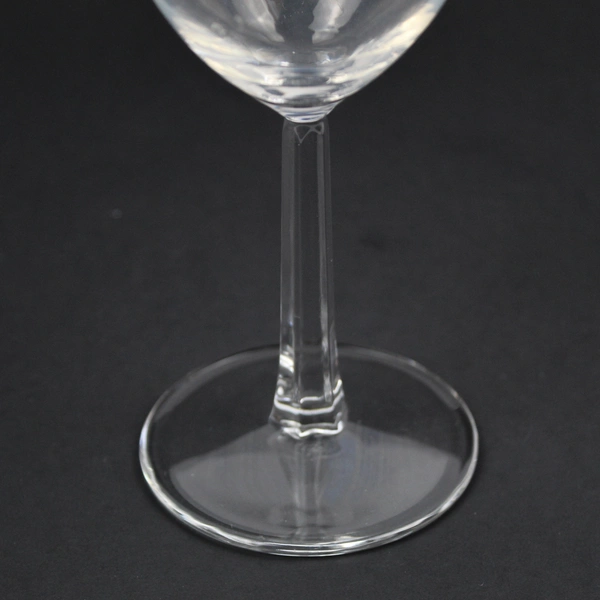 Four 'Michelbook Ladies Invitational 2001' Print Clear Wine Glasses 6.75" Tall