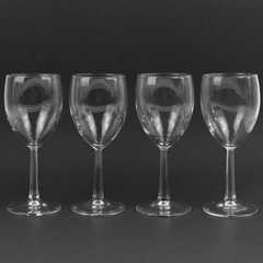 Lot Of 4 Matching Unbranded Short Clear Glass Wine Glasses 7" Tall