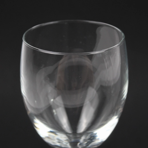 Lot Of 4 Matching Unbranded Short Clear Glass Wine Glasses 7" Tall