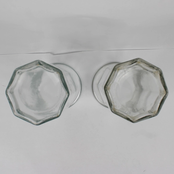 Lot Of 2 Matching Unbranded Clear Glass Decorative Vases Tulip Shaped  10" Tall