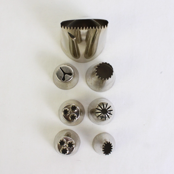 Lot of 7 Vintage Wilton Stainless Icing Nozzles