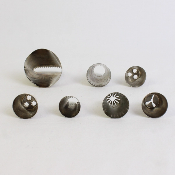 Lot of 7 Vintage Wilton Stainless Icing Nozzles
