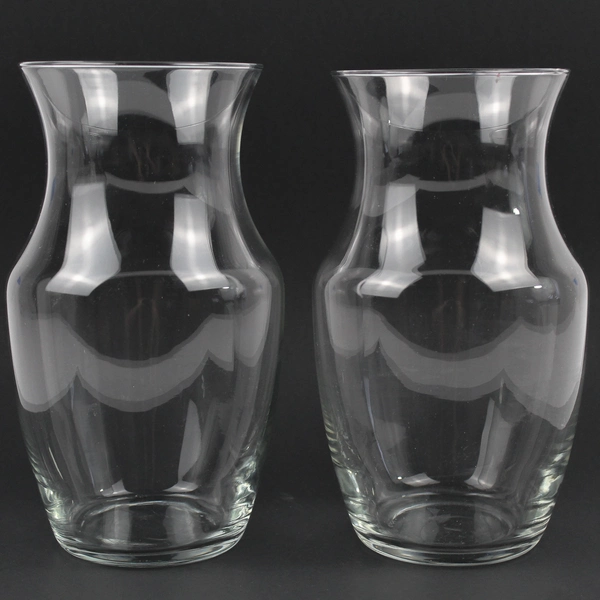 Lot Of 2 Matching Unbranded Clear Glass Decorative Bouquet Style Vase 9.25" Tall