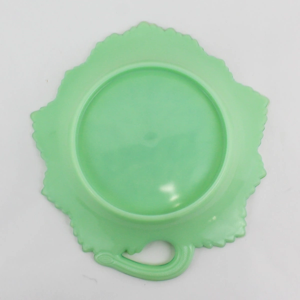 Vintage Fenton Jadeite Lettuce Leaf Plate 10.5"
