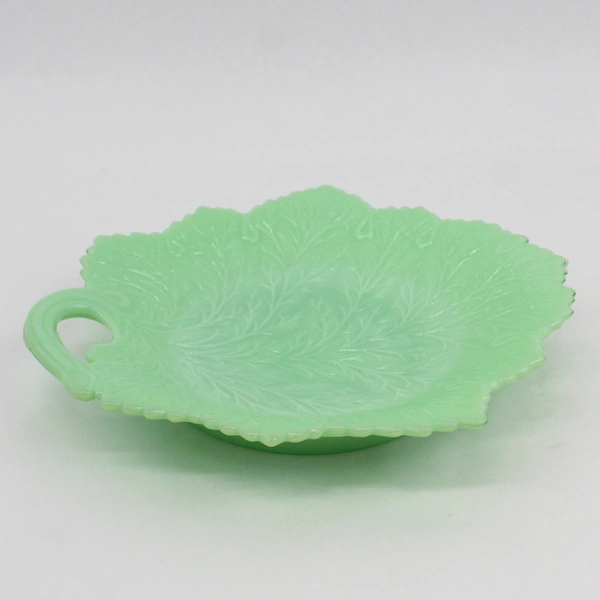 Vintage Fenton Jadeite Lettuce Leaf Plate 10.5"