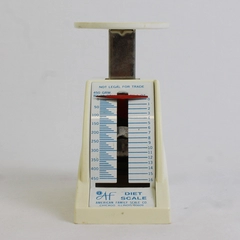 Vintage American Family Scale Co. Diet Scale Grams and Ounces