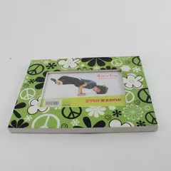 Your Zone 4x6 Peace Sign & Flowers Hanging Picture Frame Green Black White