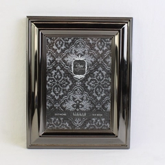 Regis Collection by Sicura Silver-Tone Tabletop Picture Frame 5" x 7"