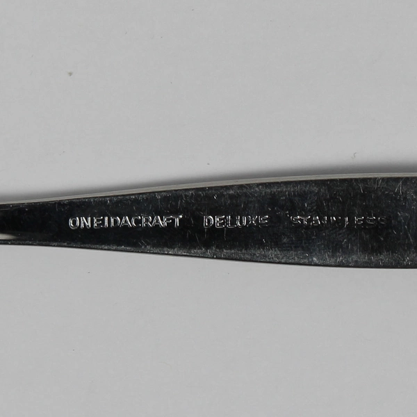 Set of 2 Oneidacraft Deluxe Stainless Wintersong Serving Spoons