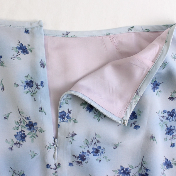 VTG Petite Sophisticate Blue Floral Print Silk Maxi Skirt Women's Size 10 FLAW