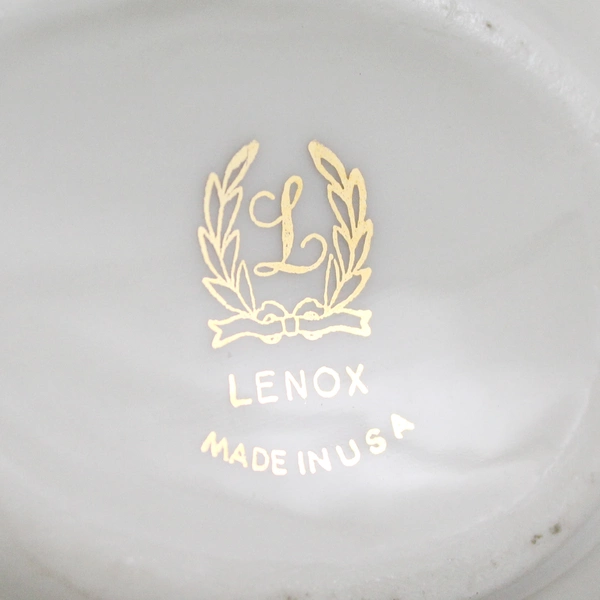 Lenox USA Porcelain Small Swan Trinket Dish with 24K Gold Trim