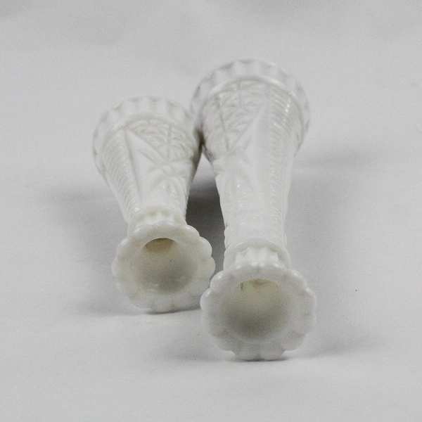 Lot Of 2 Matching Unbranded Milk White Glass Bud Vases (9.25" & 6" Tall)