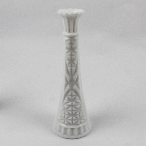 Lot Of 2 Matching Unbranded Milk White Glass Bud Vases (9.25" & 6" Tall)