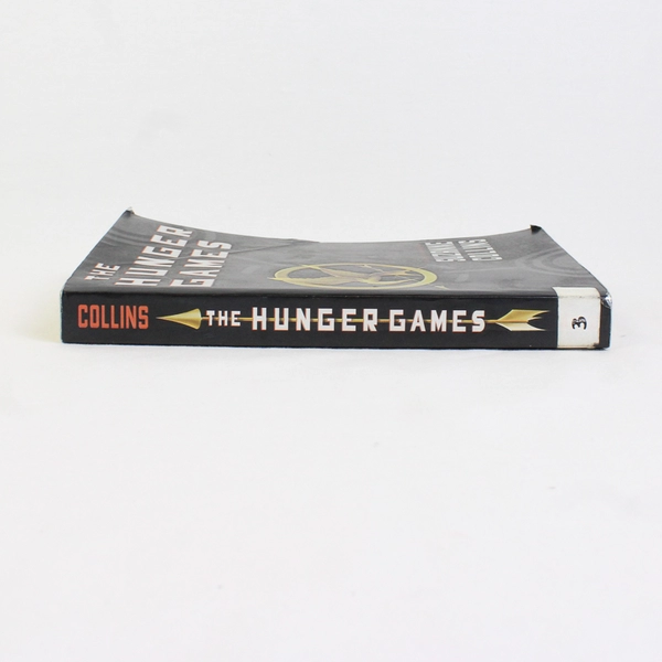 The Hunger Games by Suzanne Collins 2009 Paperback Book 1 in Hunger Games Series