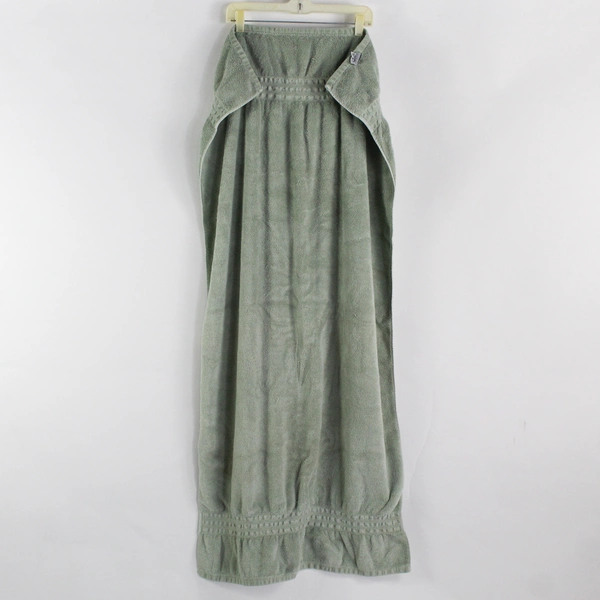 Wamsutta Hotel Solid Green Color Bath Towel 100% Cotton 27.5" x 53.5"