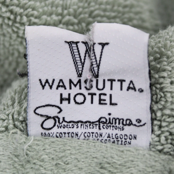 Wamsutta Hotel Solid Green Color Bath Towel 100% Cotton 27.5" x 53.5"