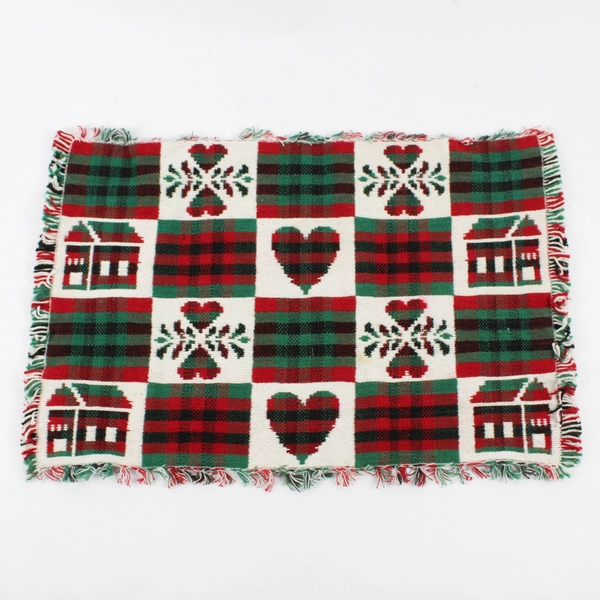 Lot Of 4 Matching Unbranded Red/Green Plaid Fabric Placemats Woven 12" x 18"