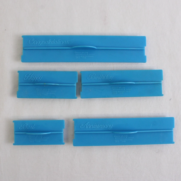 Lot of 5 VTG 1988 Wilton Plastic Message Press Pieces Cake Decorating